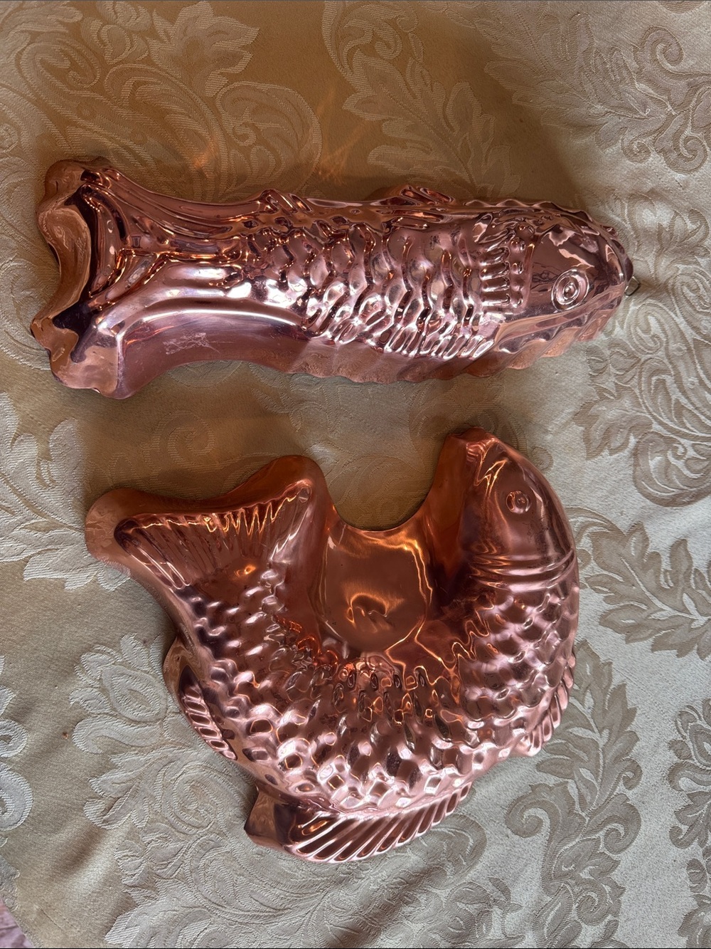 Vintage Targus Tin Lined Copper 11" Fish Shaped Molds wall  hanging